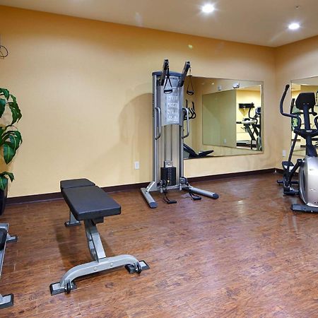 Best Western Plus Fort Worth Forest Hill Inn & Suites Экстерьер фото