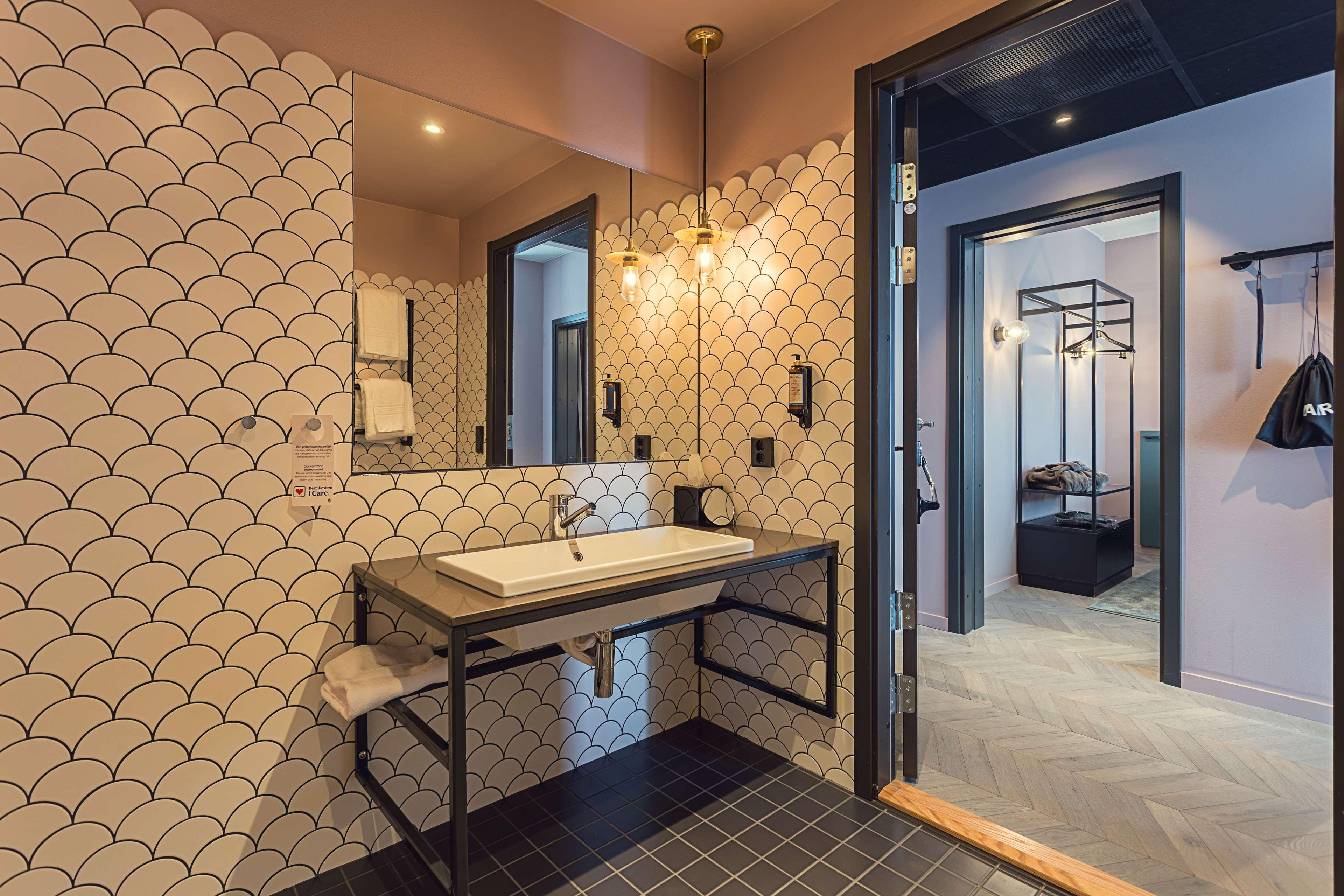 Best Western Plus Fort Worth Forest Hill Inn & Suites Экстерьер фото
